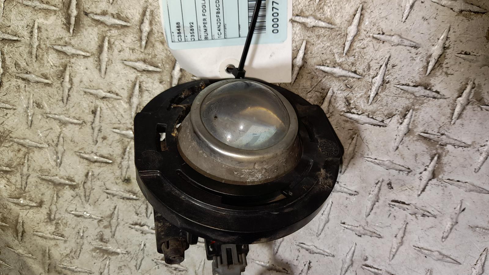 View Auto part Left Indicator/Fog/Side Jeep Compass 2012