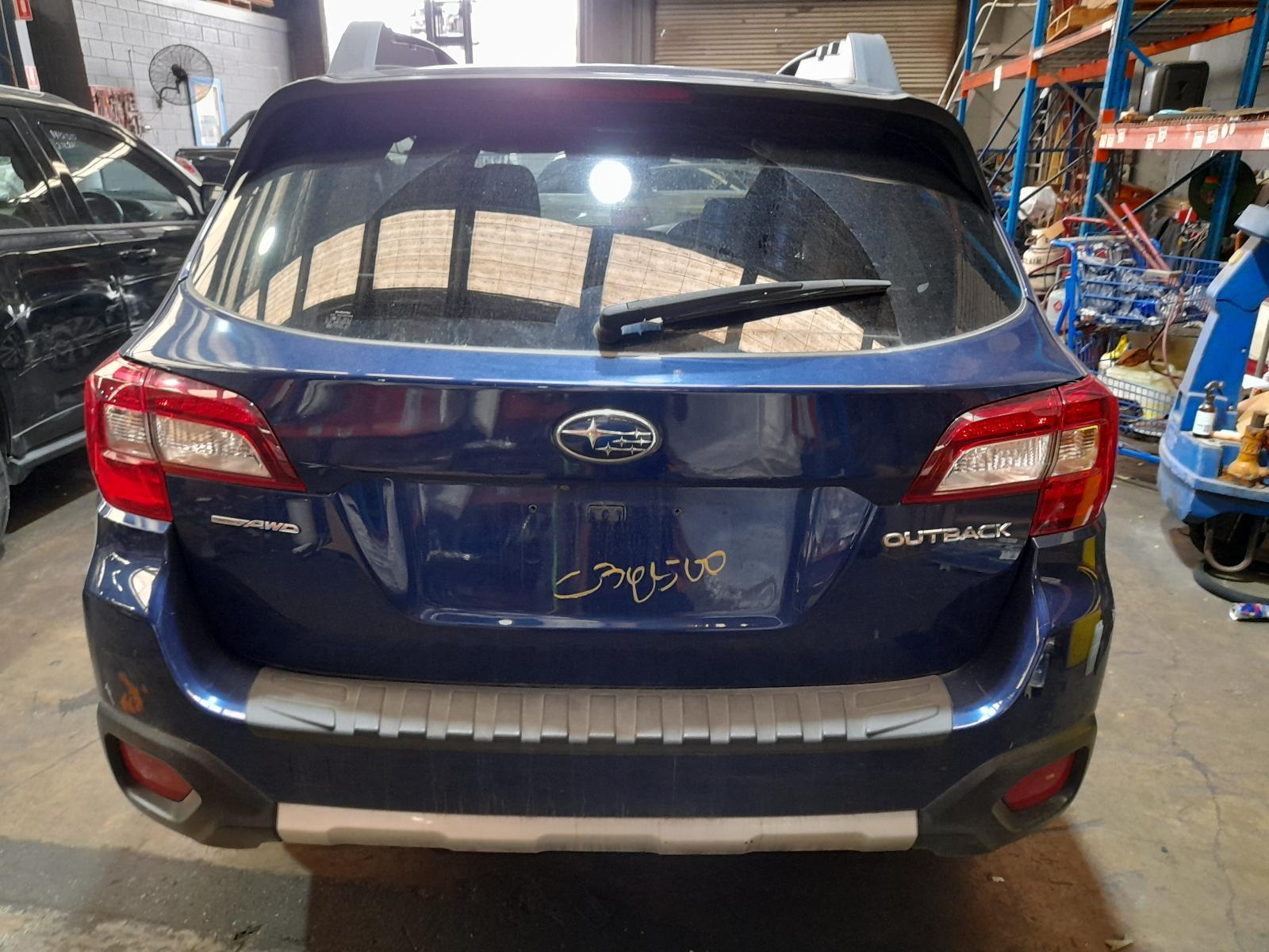 View Auto part Rear/Tailgate Glass Subaru Outback 2016