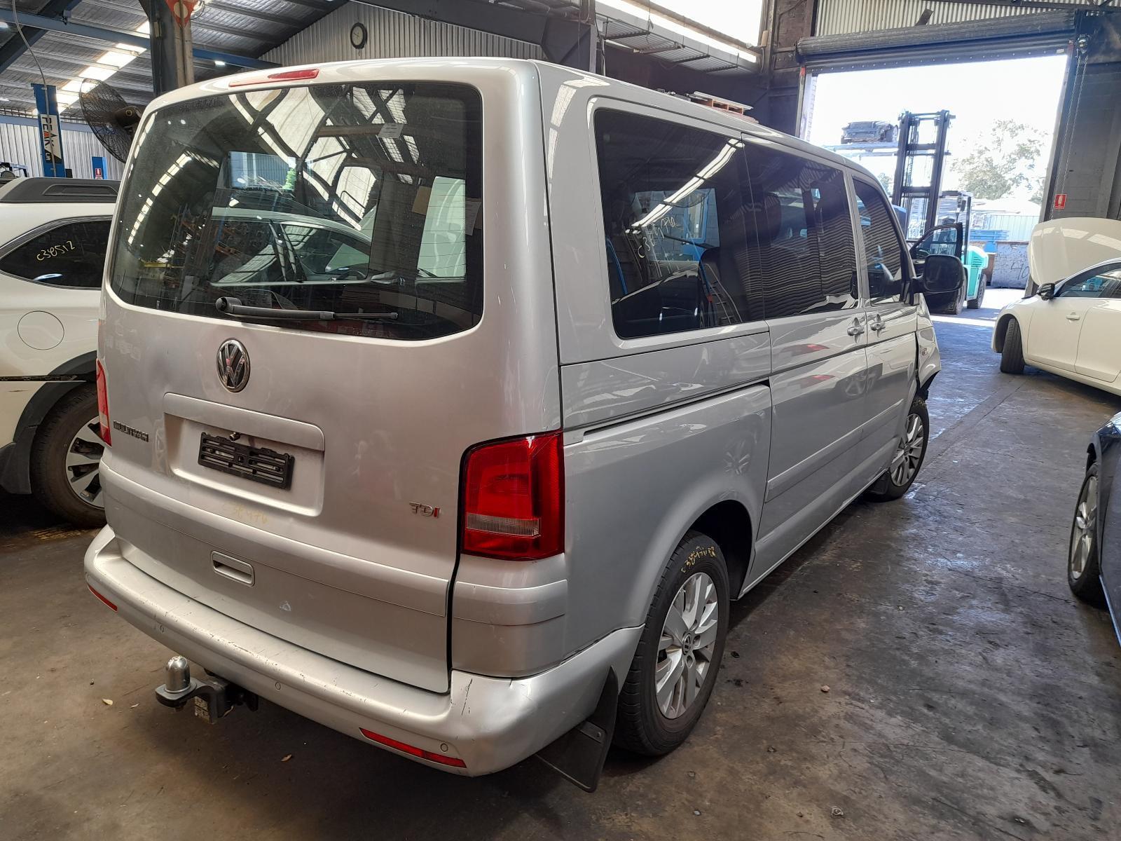 View Auto part Trans/Gearbox Volkswagen Transporter 2013