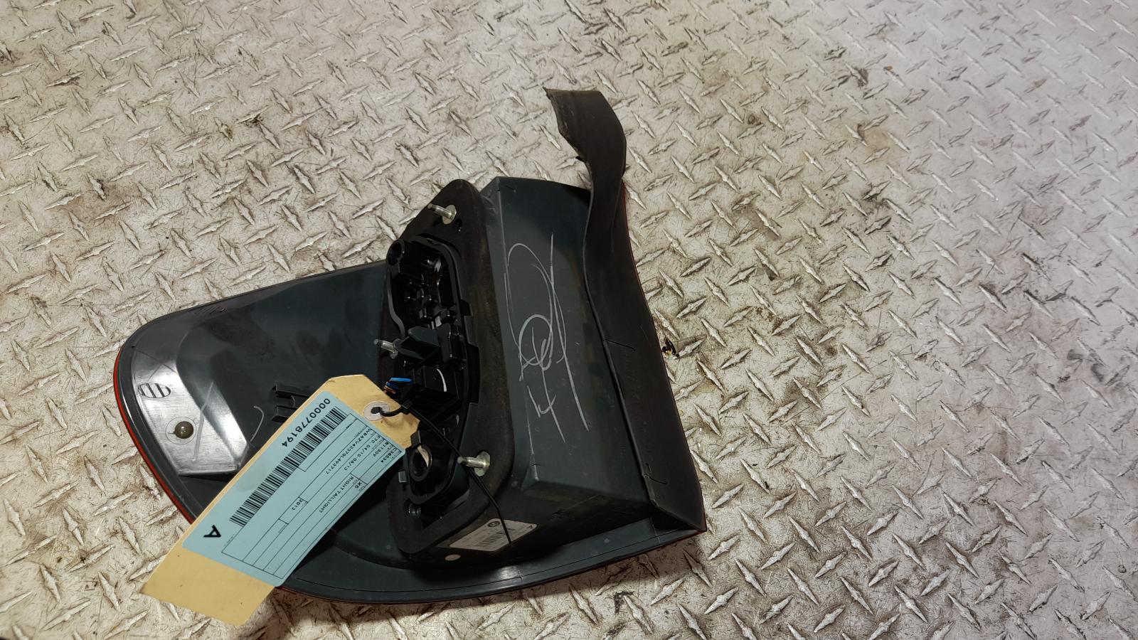 View Auto part Right Taillight Bmw X5 2012