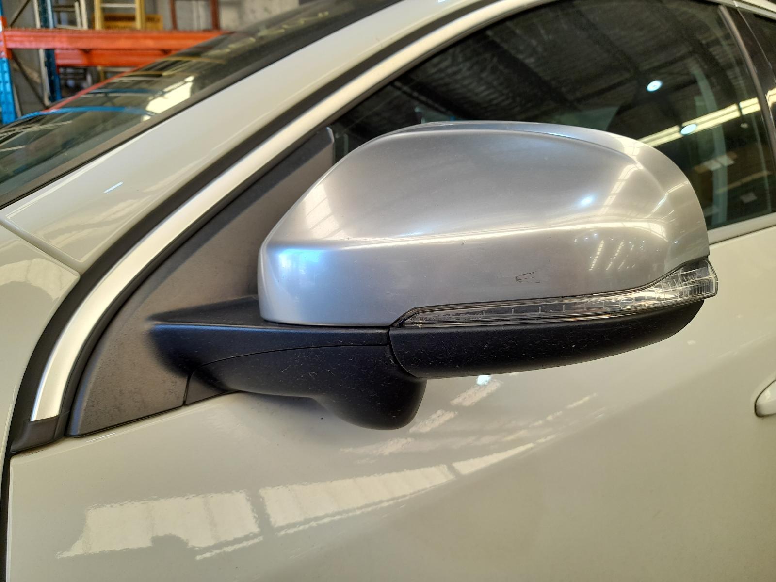 View Auto part Left Door Mirror Volvo S60/v60 2012