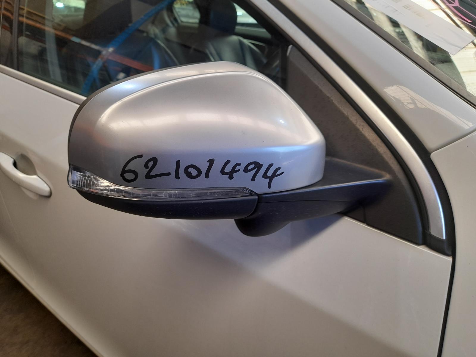 View Auto part Right Door Mirror Volvo S60/v60 2012