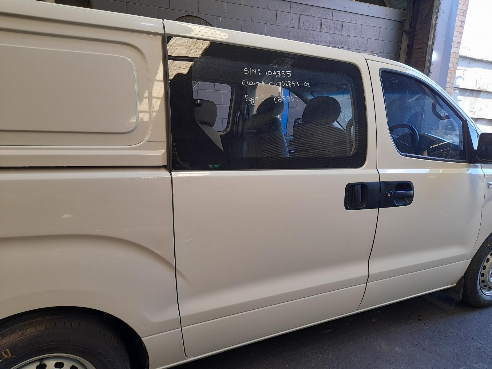 View Auto part Right Rear Door Sliding Hyundai Iload/imax 2020