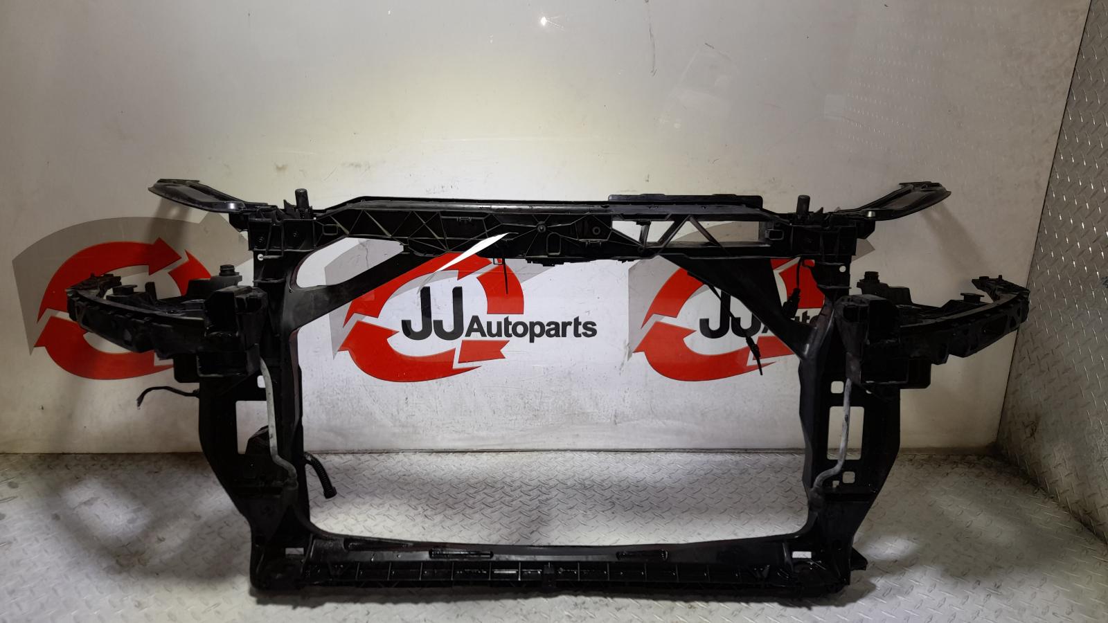 View Auto part Radiator Support Audi Q3 2013