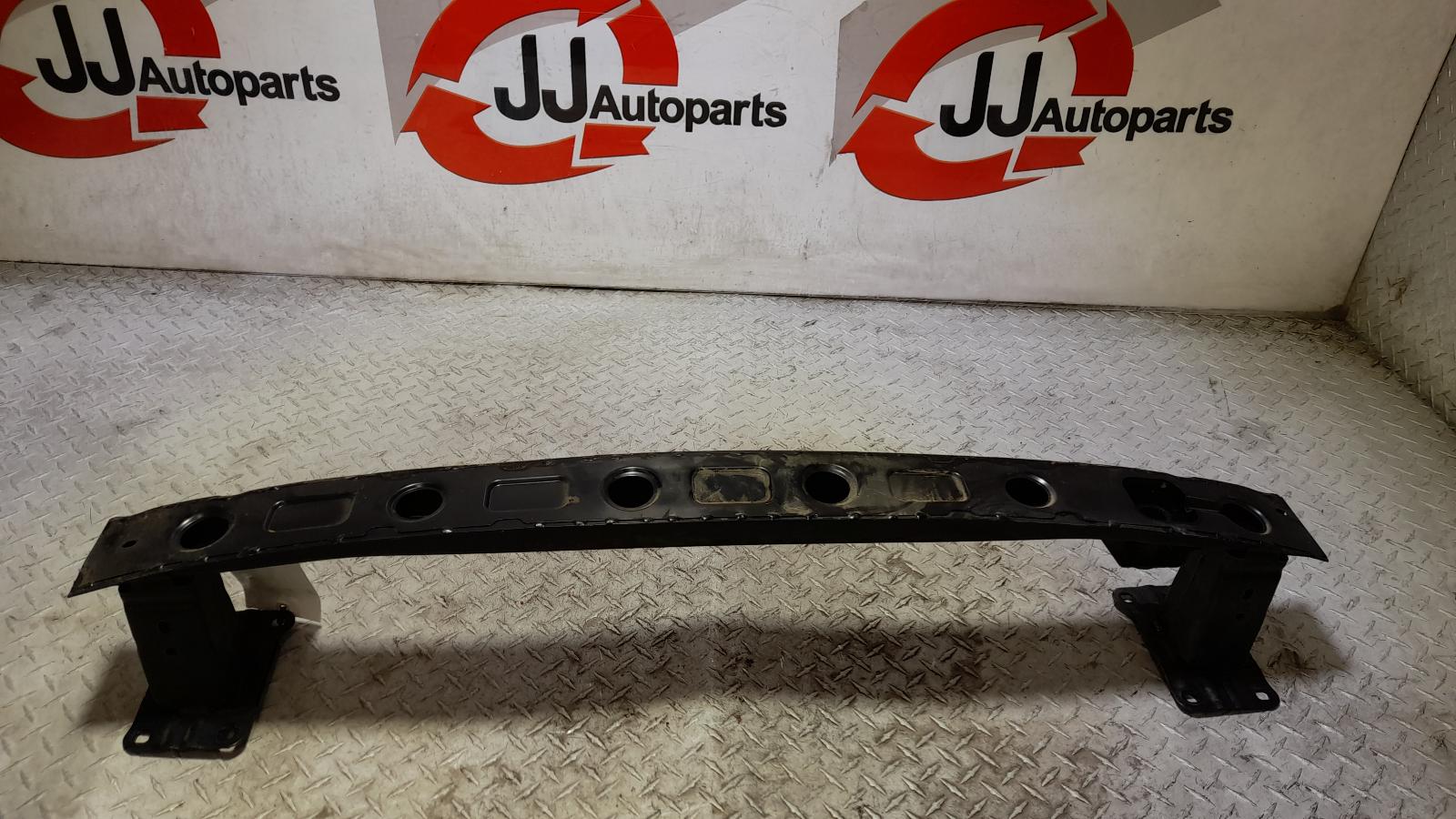View Auto part R/Bar Bracket/Reinfo Audi A3 2015