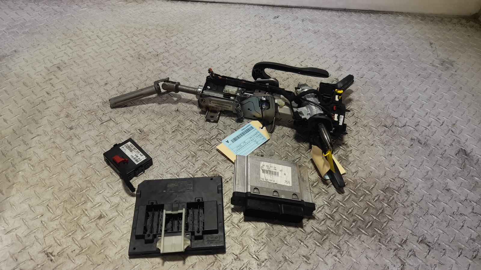 View Auto part Ecu Audi A3 2015