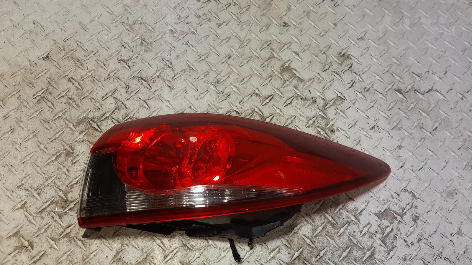 View Auto part Right Taillight Mazda 6 2013