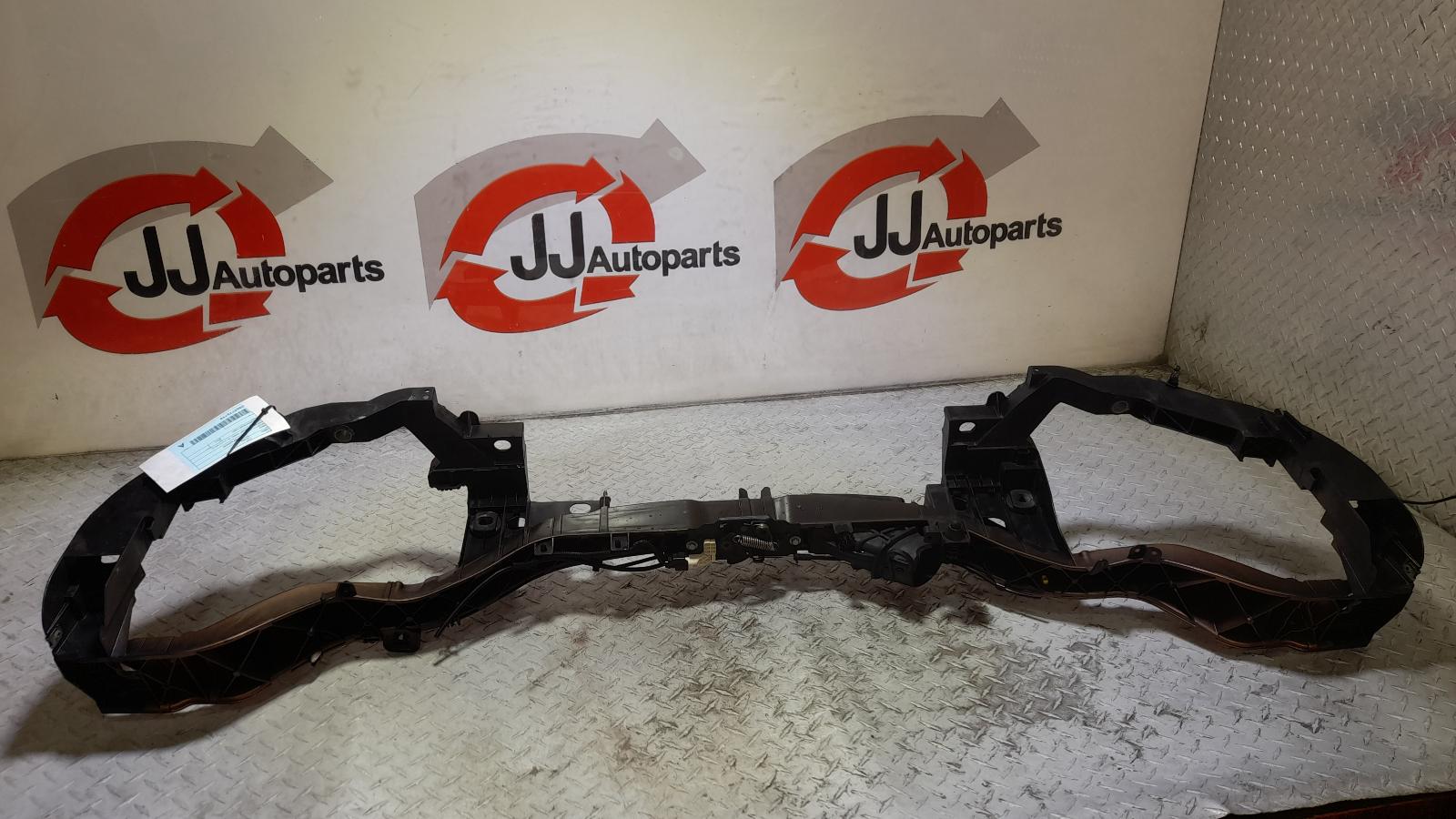 View Auto part Radiator Support Ford Kuga 2014