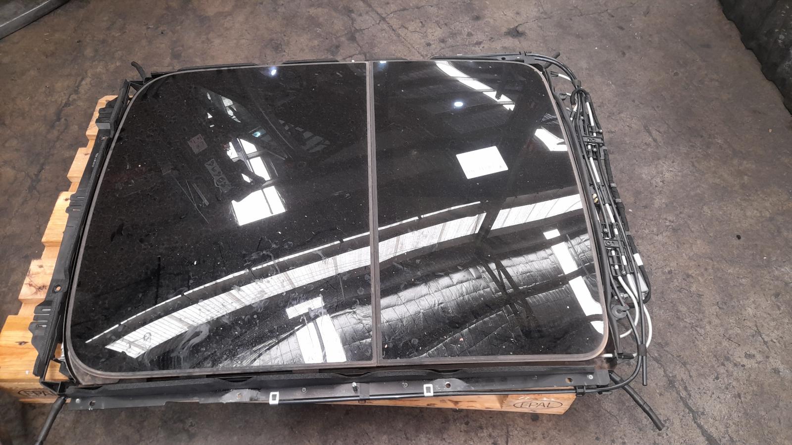 View Auto part Roof Glass/Sunroof/T Ford Kuga 2014