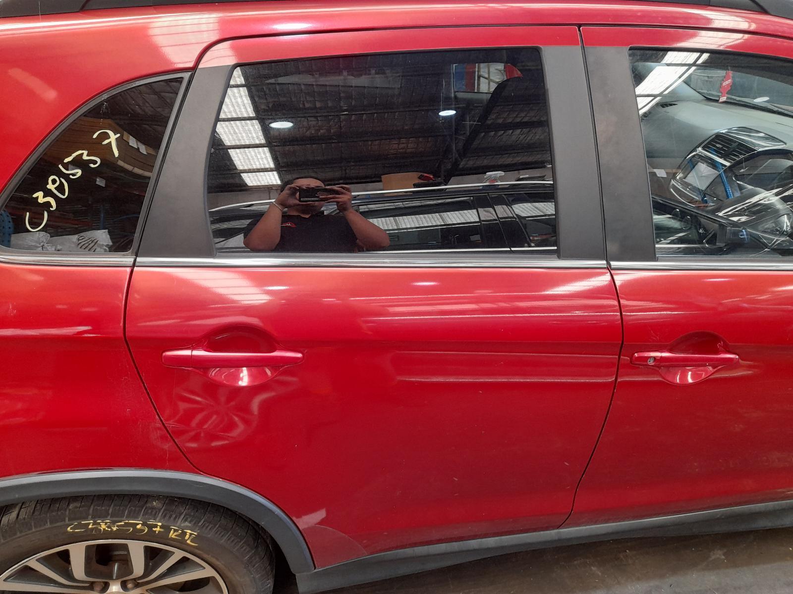 View Auto part Right Rear Door Sliding Mitsubishi Asx 2016