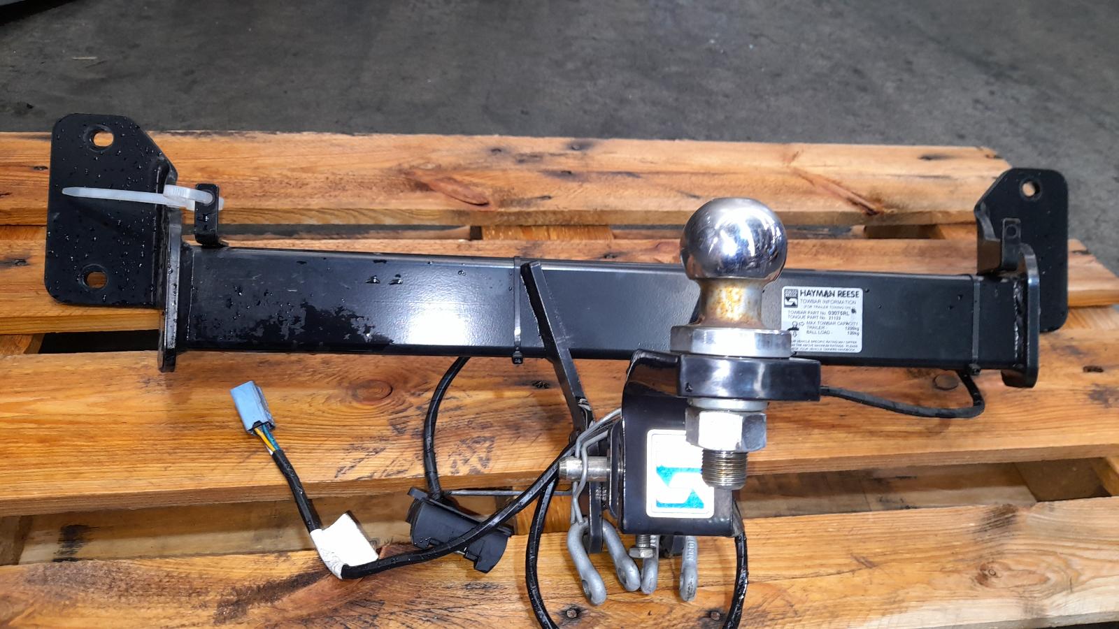 View Auto part Towbar Bmw 1 Series 2018