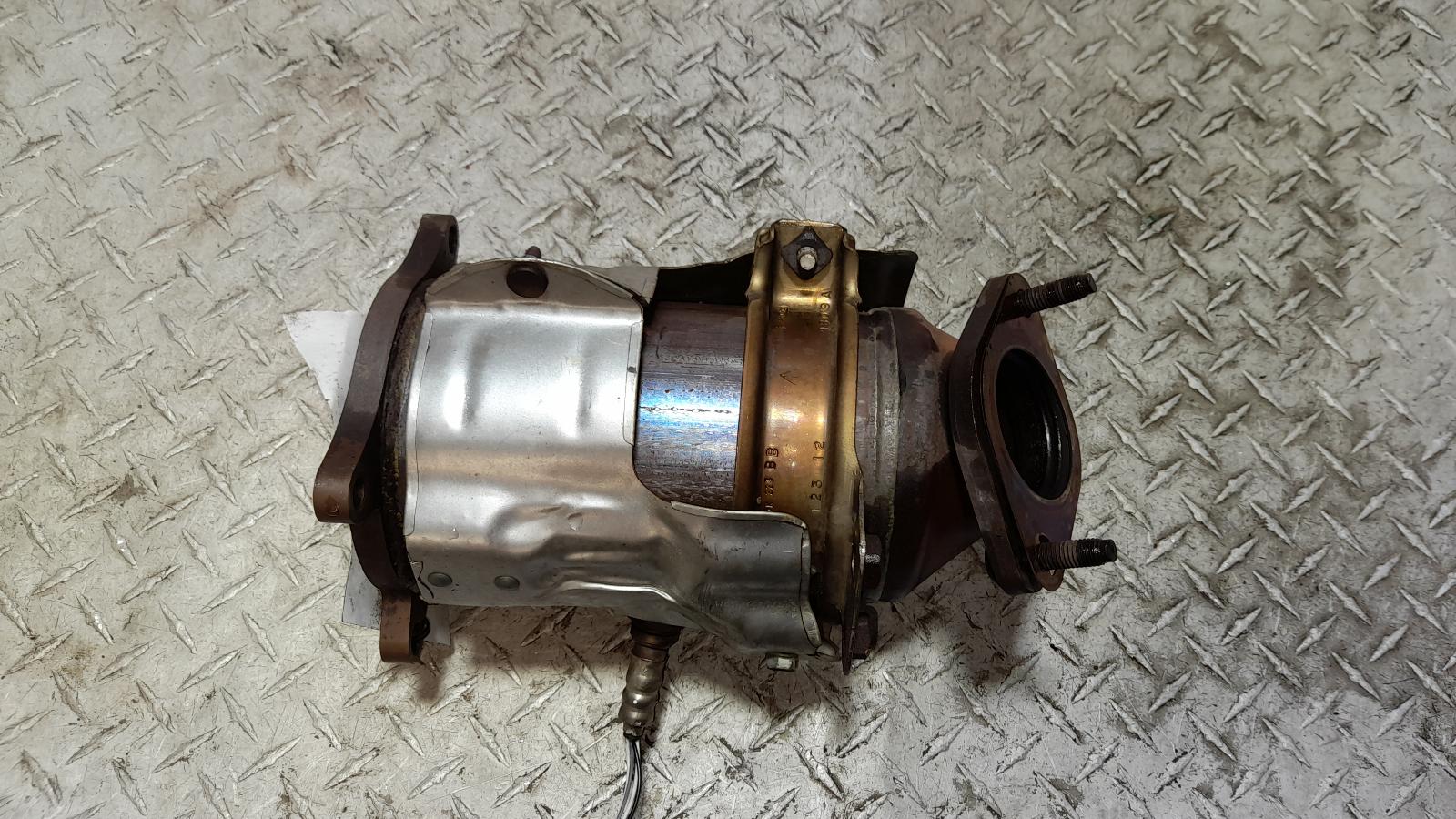 View Auto part Catalytic Converter Mazda Cx9 2012