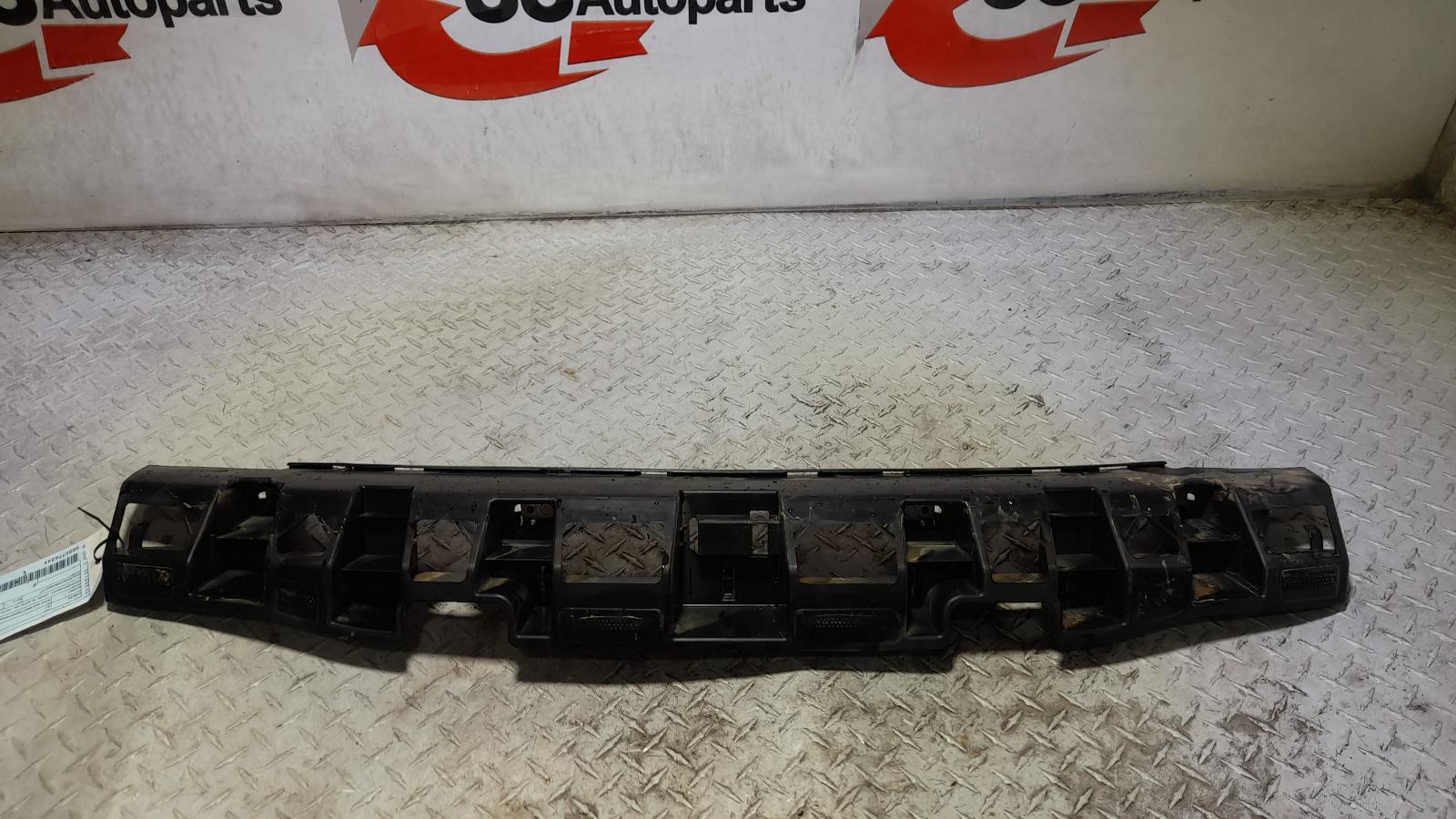 View Auto part R/Bar Bracket/Reinfo Audi A1 2013