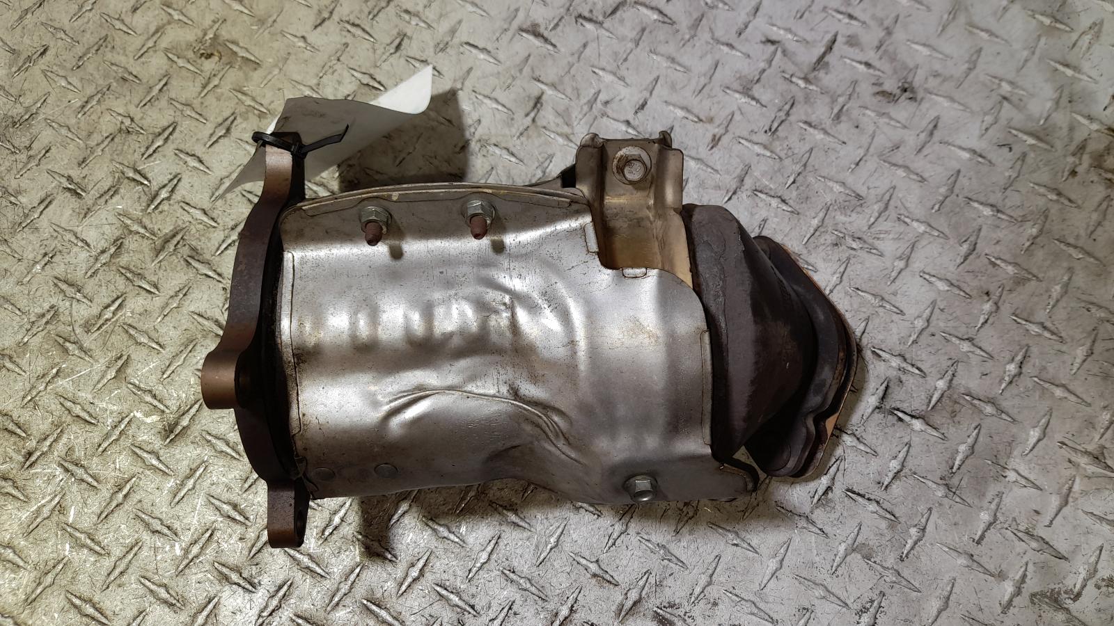 View Auto part Catalytic Converter Mazda Cx9 2013
