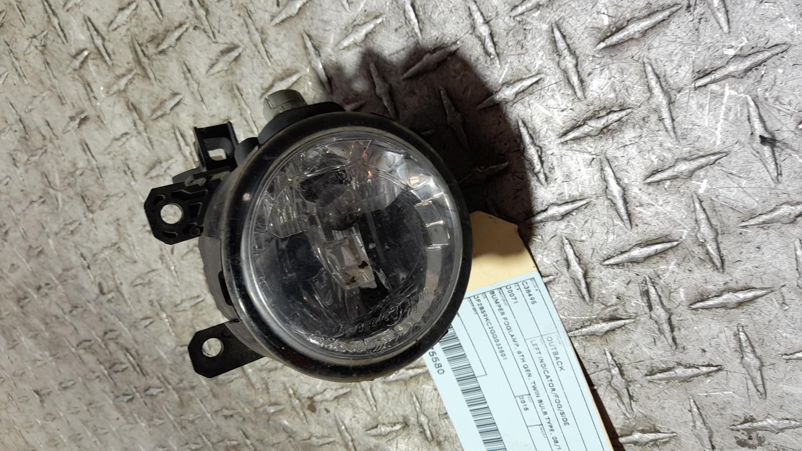 View Auto part Left Indicator/Fog/Side Subaru Outback 2015