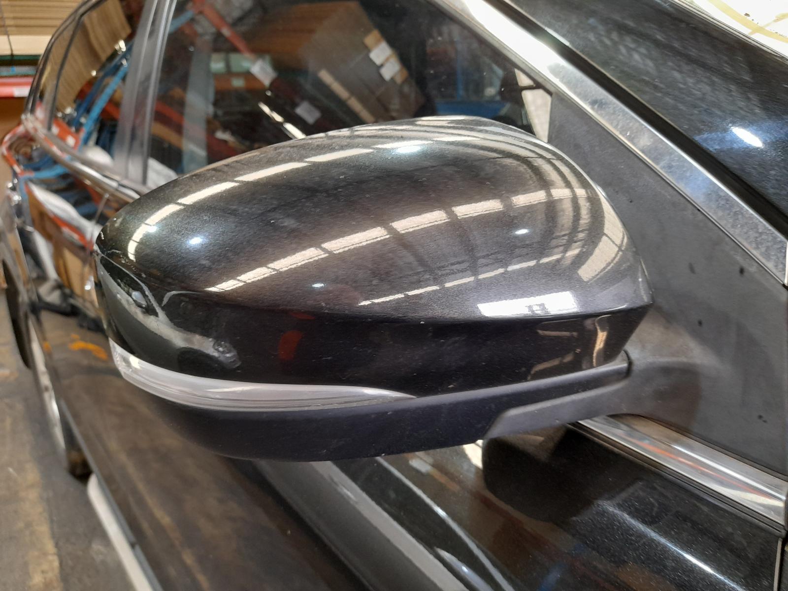 View Auto part Right Door Mirror Mazda Cx9 2011