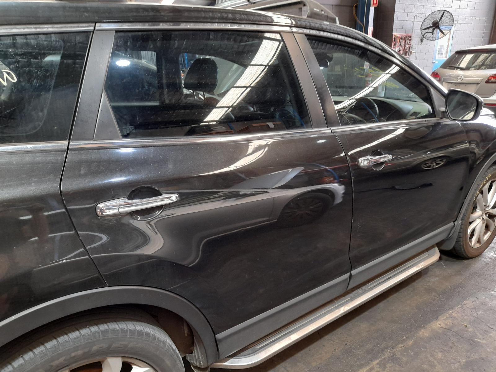 View Auto part Right Rear Door Sliding Mazda Cx9 2011