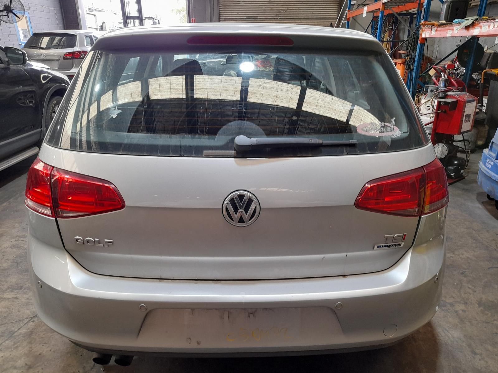 View Auto part Bootlid/Tailgate Volkswagen Golf 2015