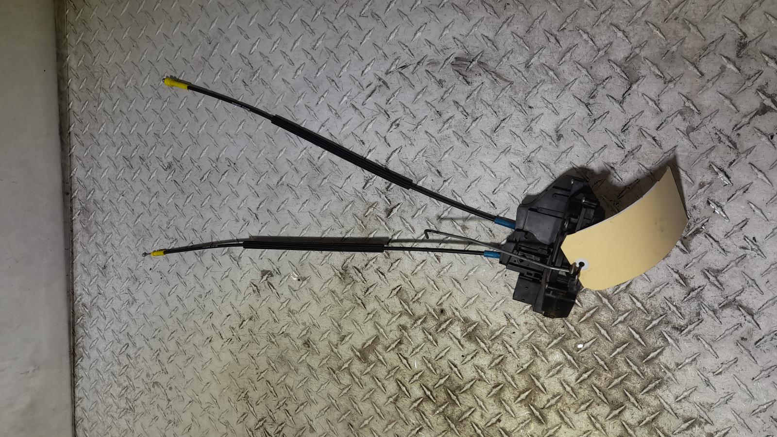 View Auto part Door/Boot/Gate Lock Holden Commodore 2011