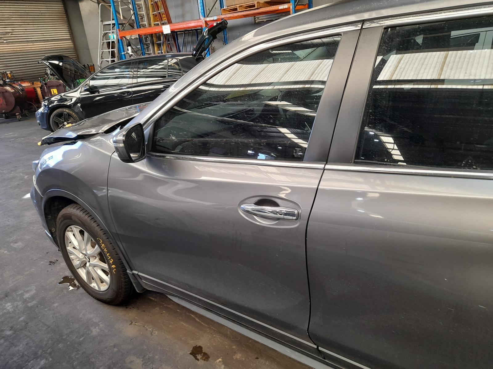 View Auto part Left Front Door Nissan Xtrail 2019