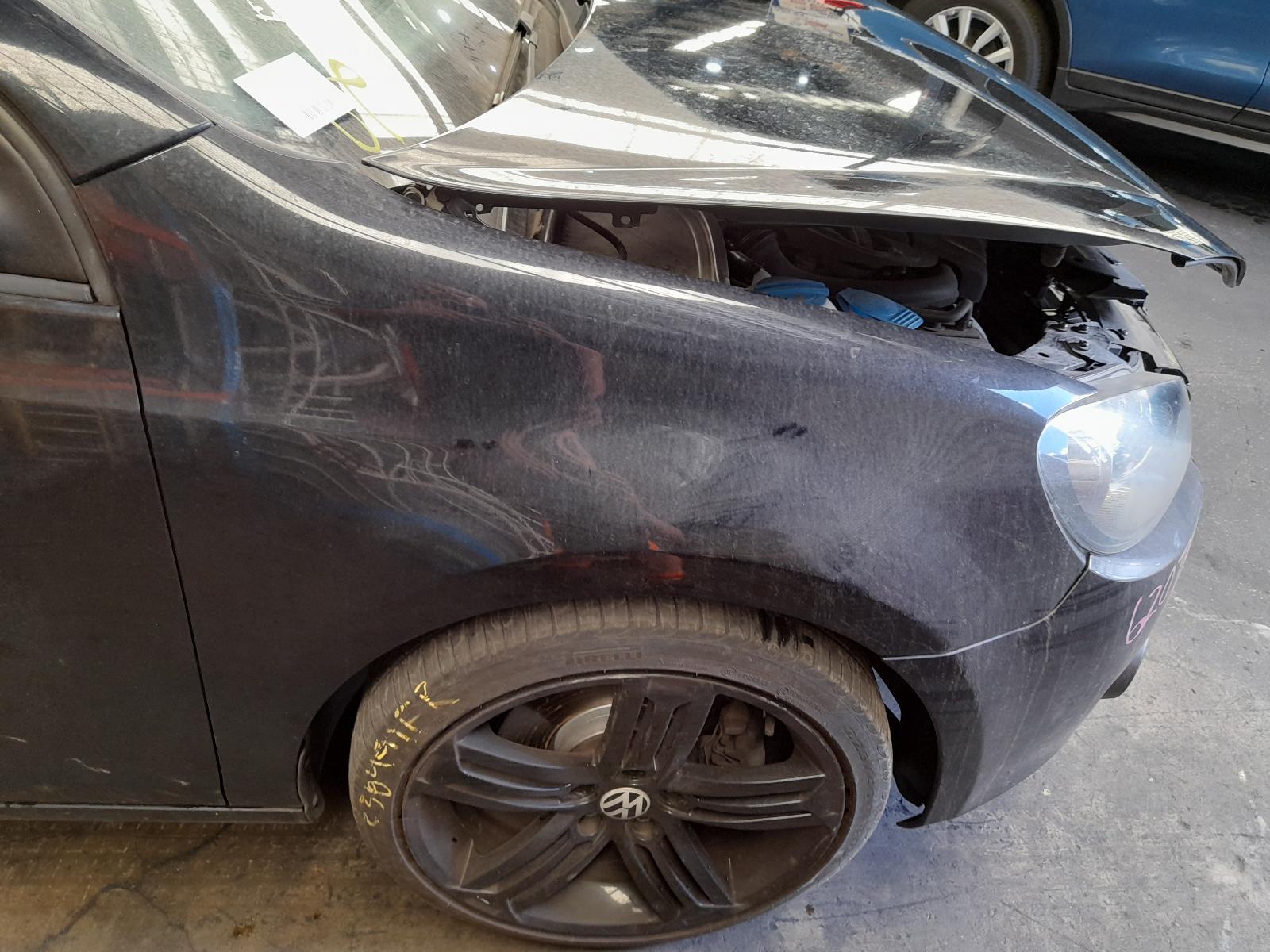 View Auto part Right Guard Volkswagen Golf 2010