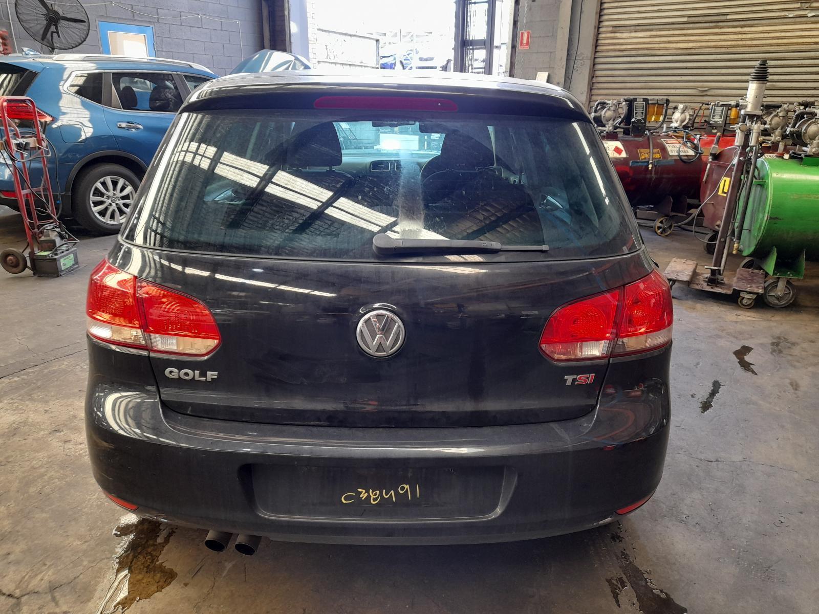 View Auto part Bootlid/Tailgate Volkswagen Golf 2010