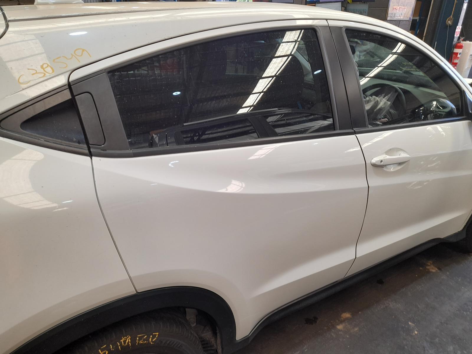 View Auto part Right Rear Door Sliding Honda Hrv 2019