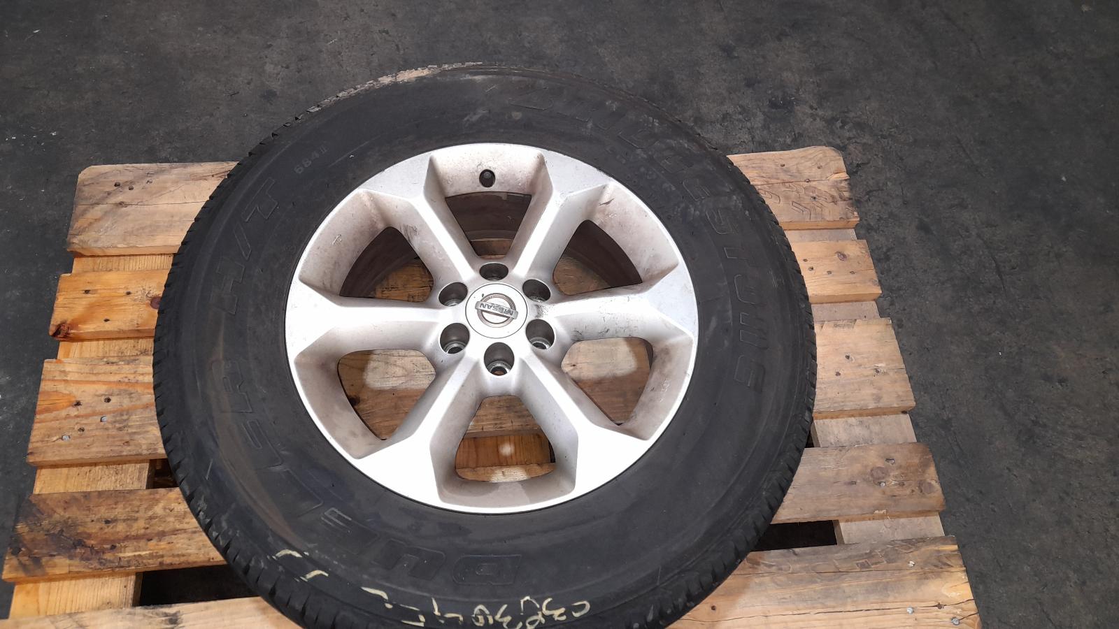 View Auto part Wheel Mag Nissan Navara 2012