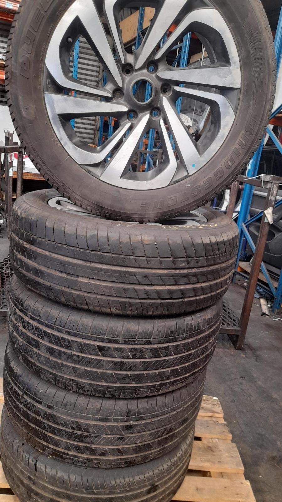 View Auto part Wheel Mag Isuzu Mu-x 2021