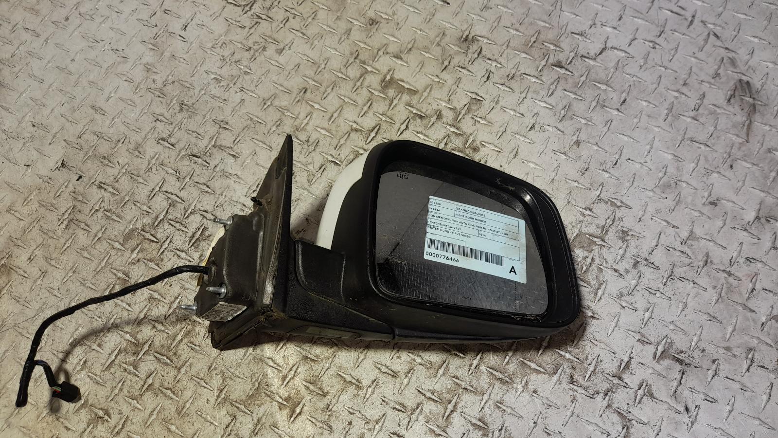 View Auto part Right Door Mirror Jeep Grandcherokee 2014