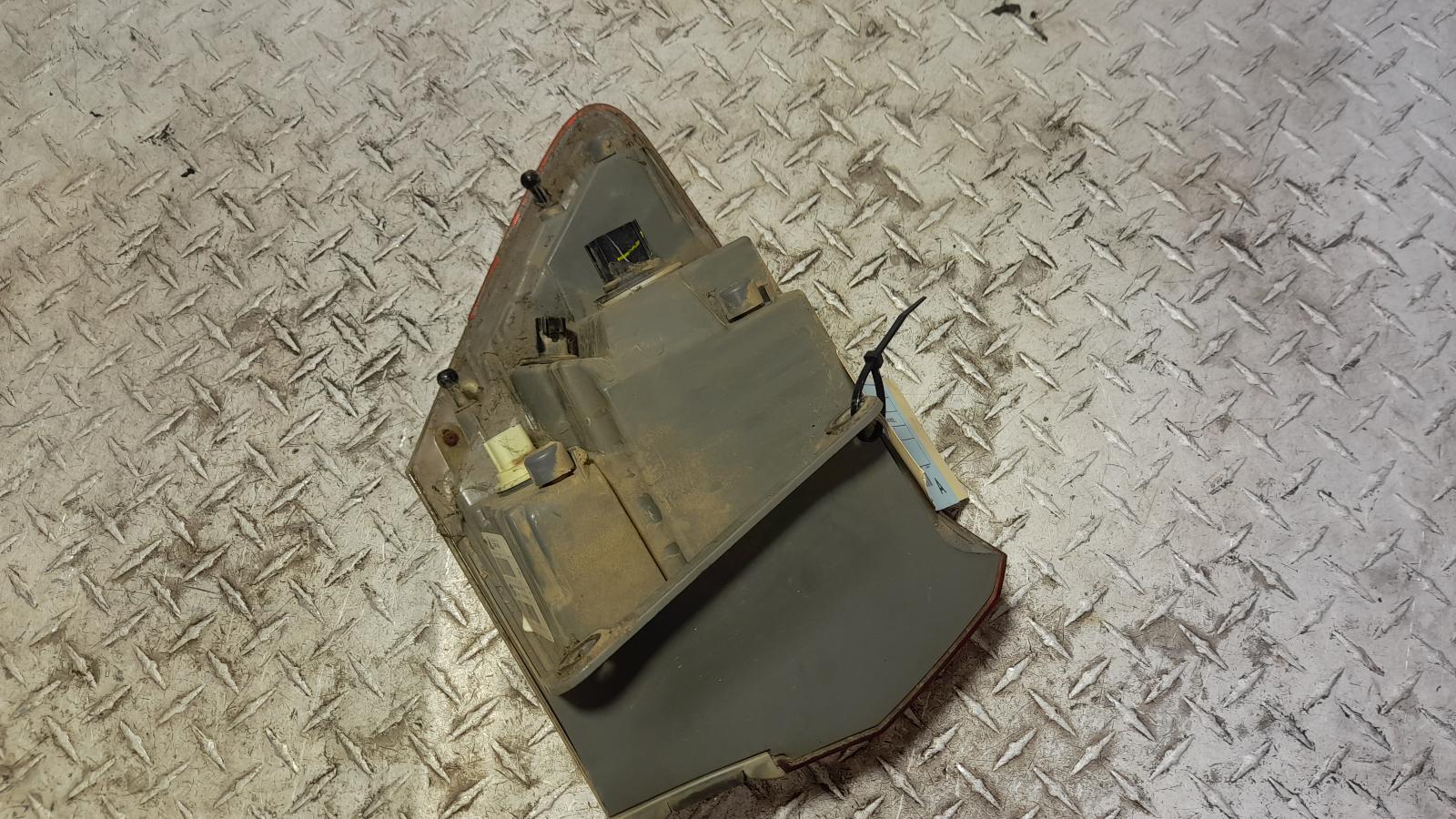 View Auto part Right Taillight Jeep Grandcherokee 2014