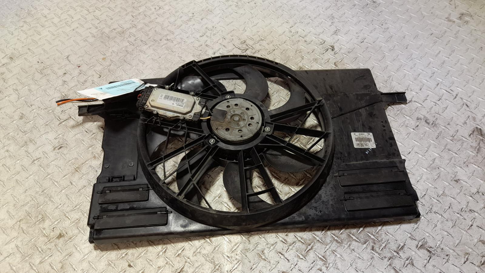 View Auto part Fan Volvo C30 2011