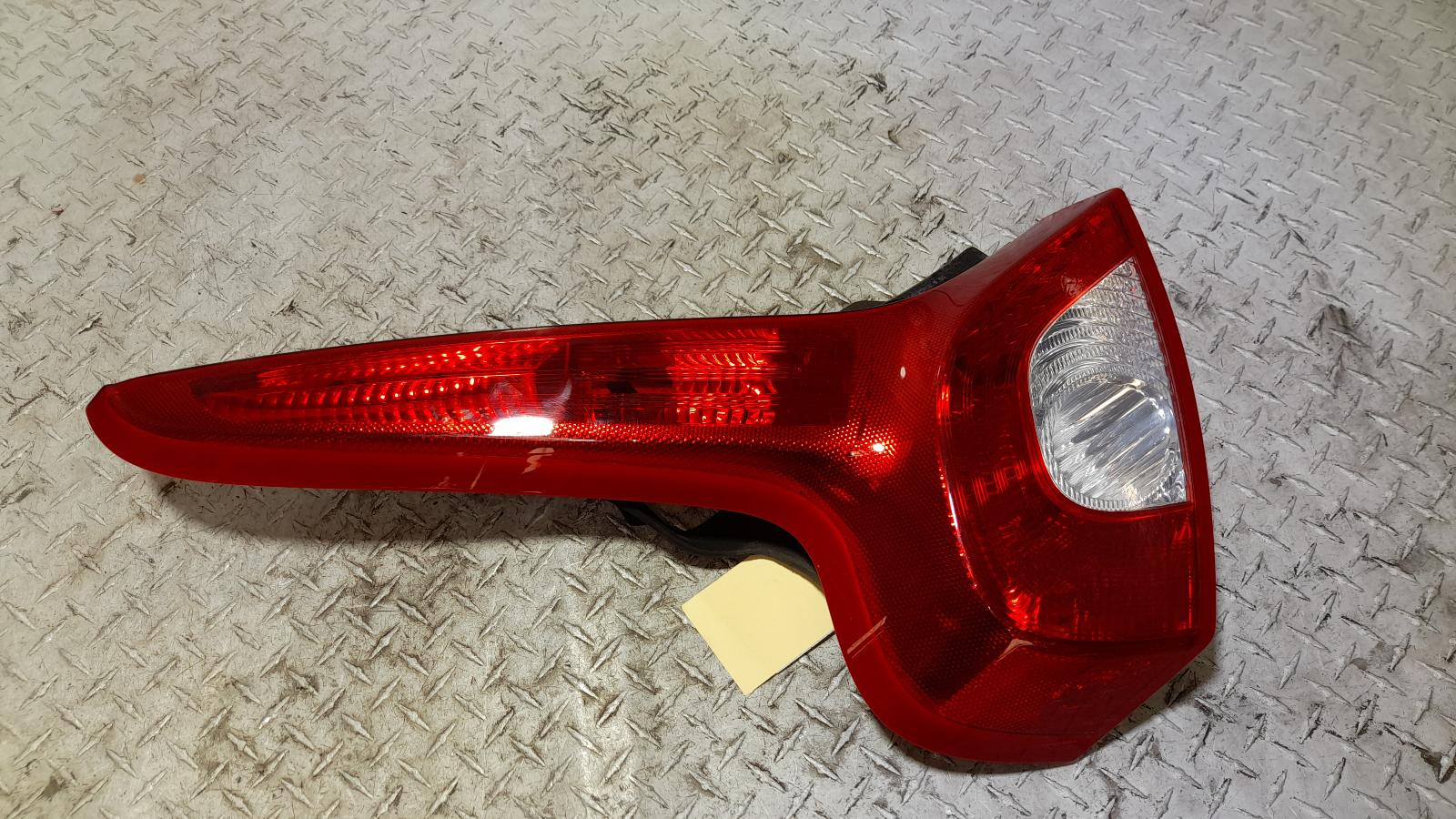 View Auto part Left Taillight Volvo C30 2011
