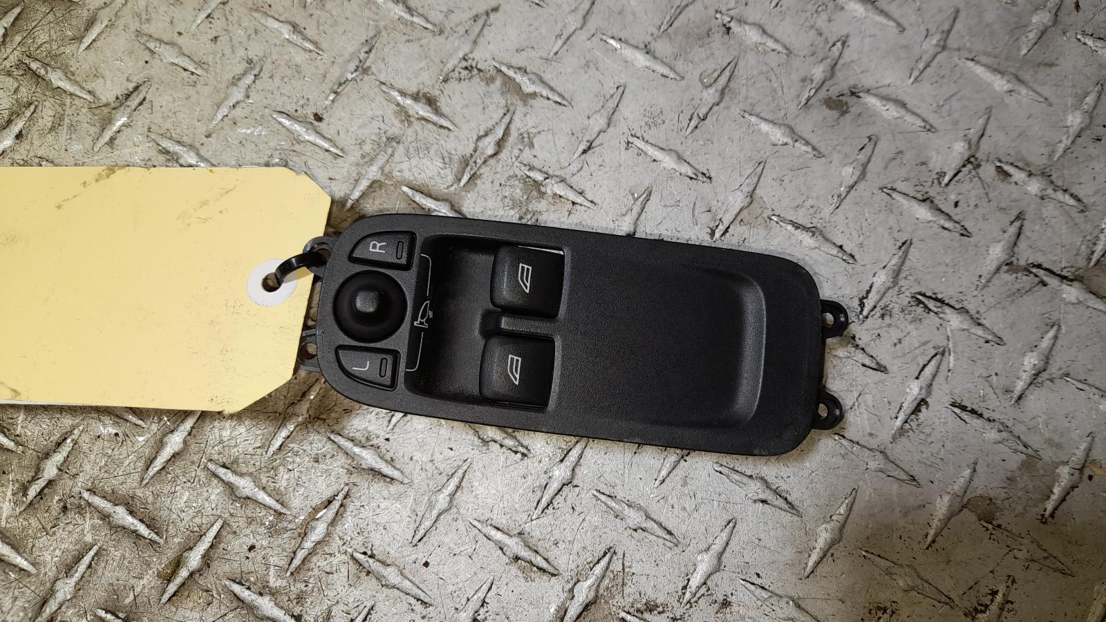 View Auto part Pwr Dr Wind Switch Volvo C30 2011