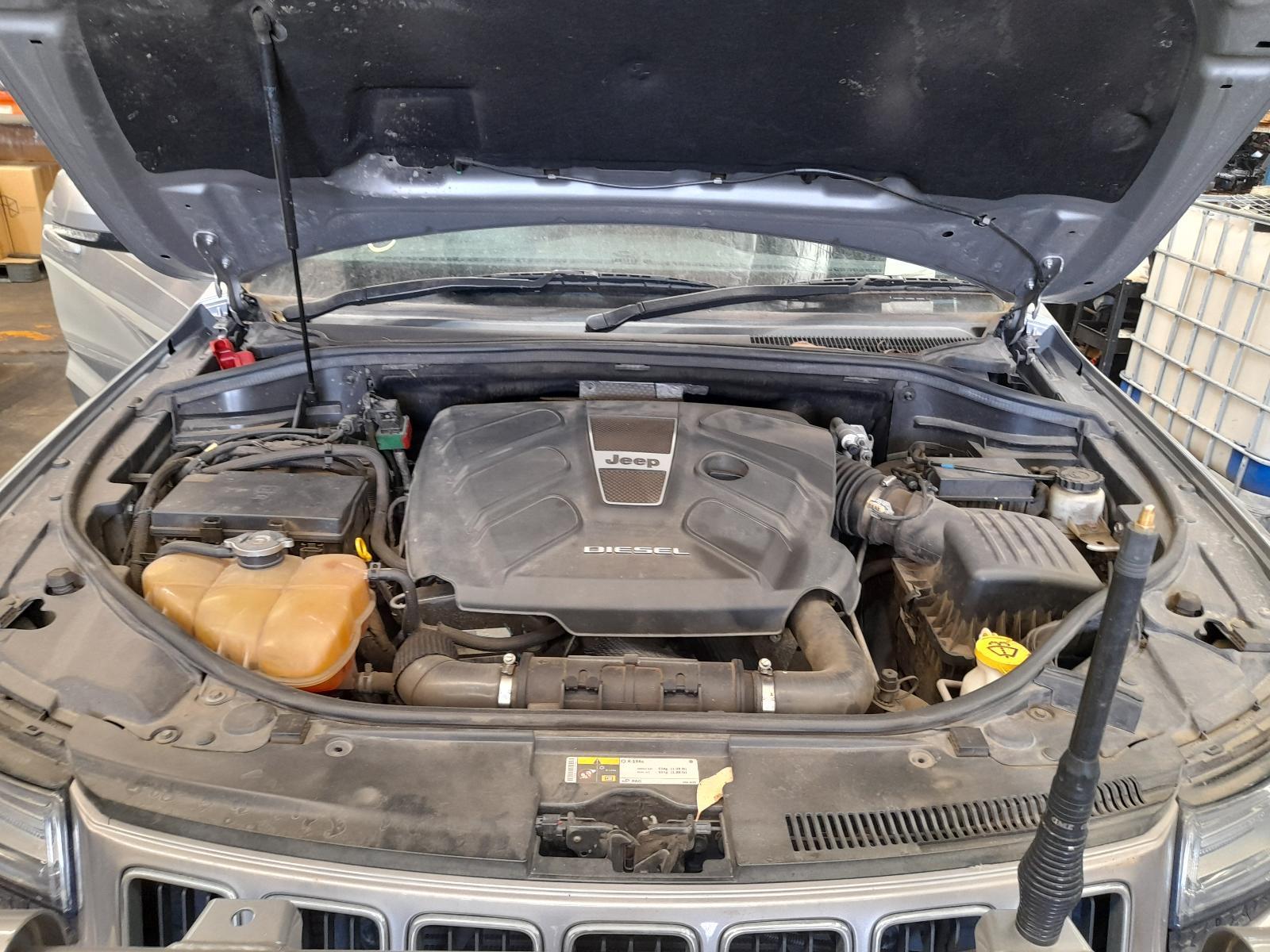 View Auto part Engine Jeep Grandcherokee 2013