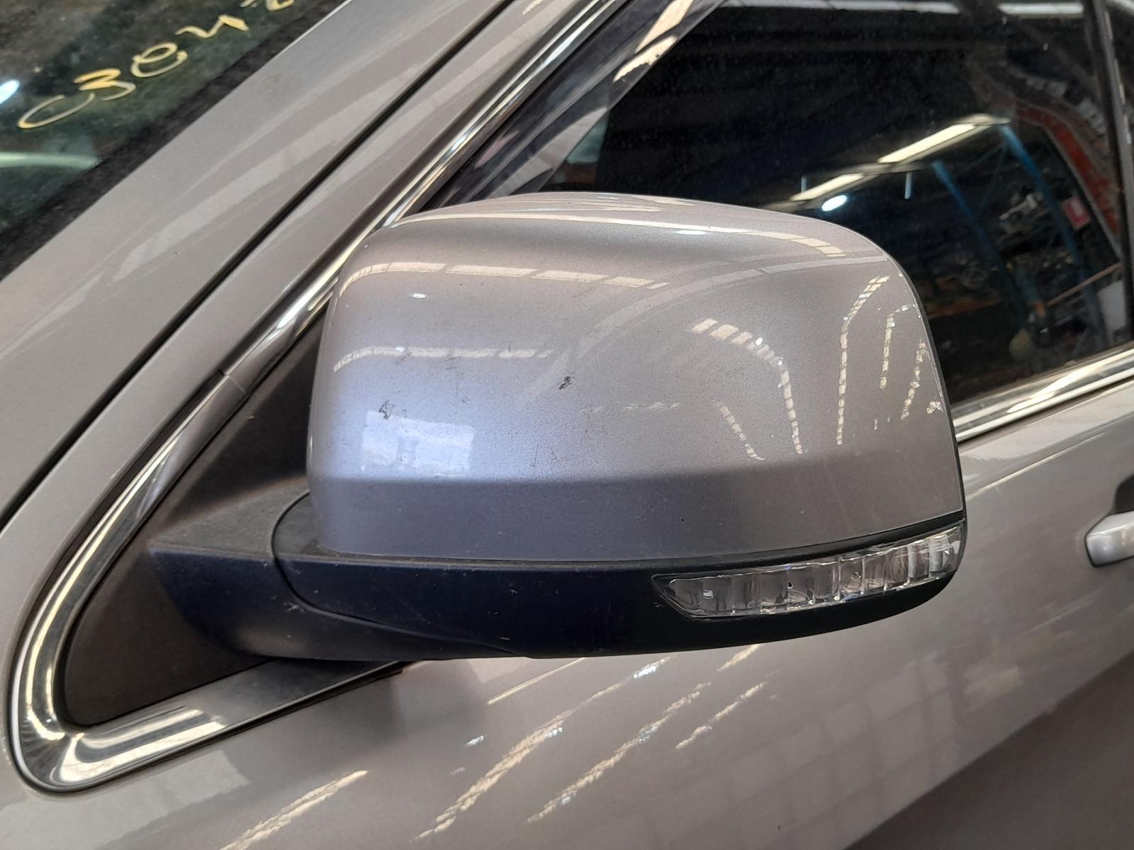 View Auto part Left Door Mirror Jeep Grandcherokee 2013