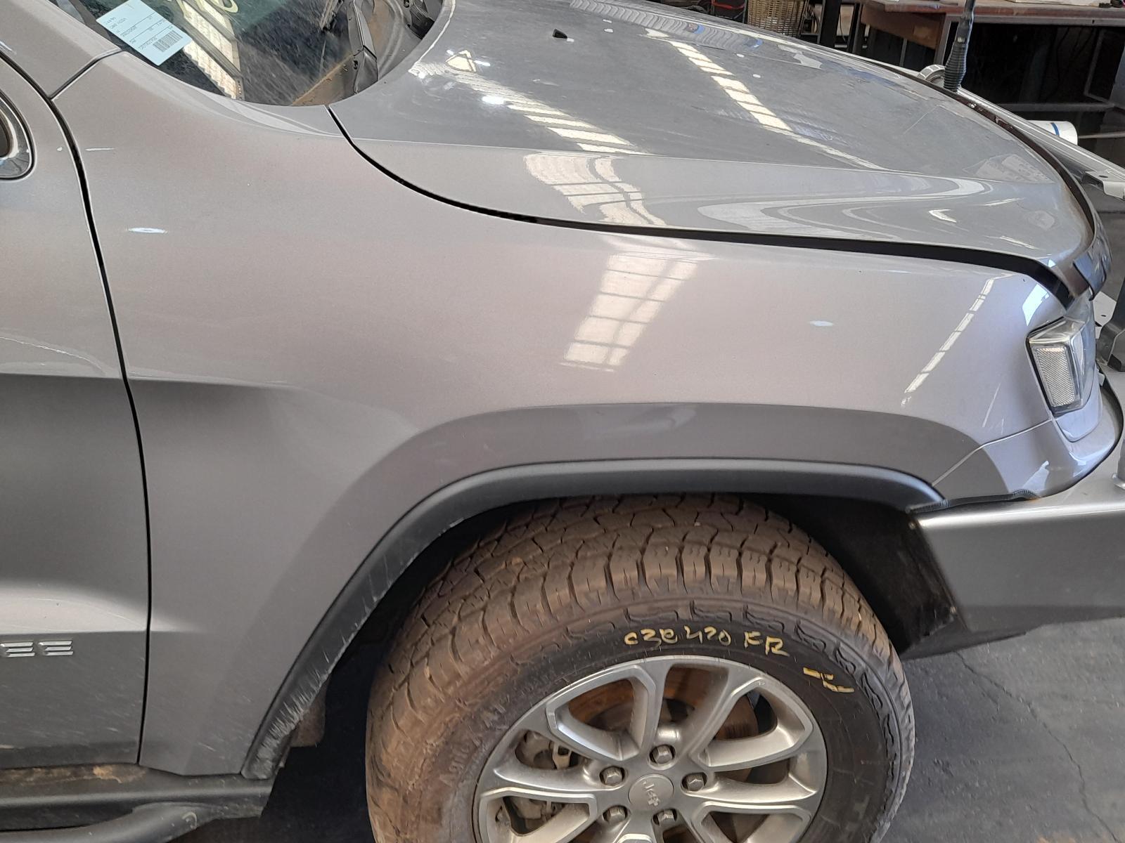 View Auto part Right Guard Jeep Grandcherokee 2013