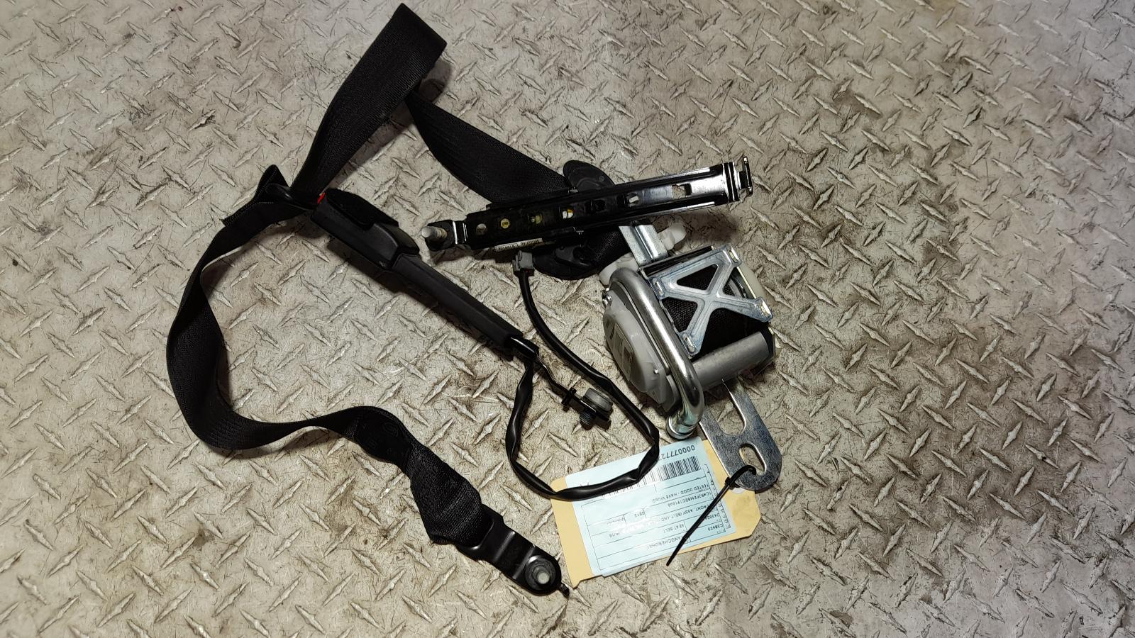 View Auto part Seatbelt/Stalk Jeep Grandcherokee 2013