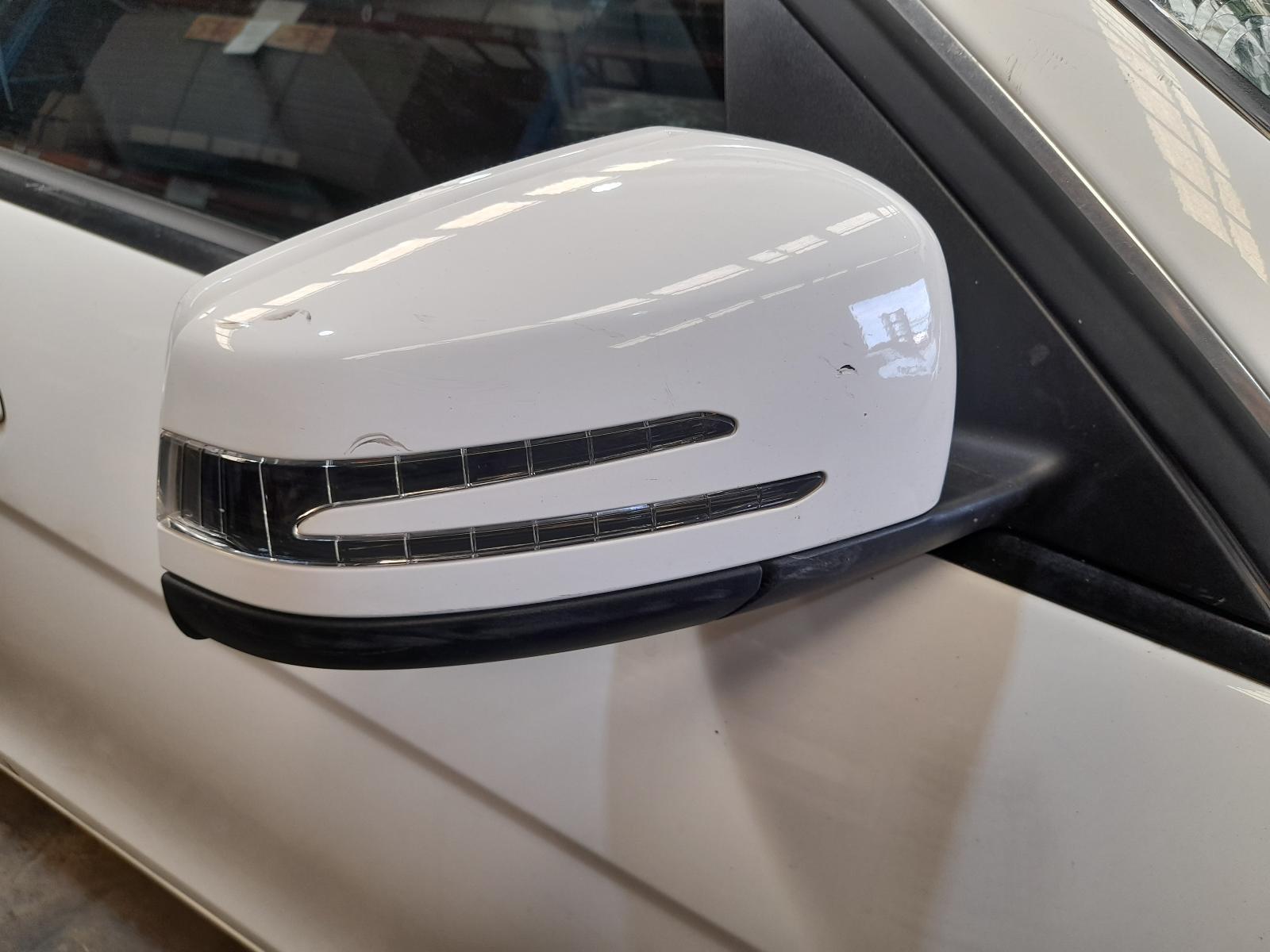 View Auto part Right Door Mirror Mercedes C Class 2014