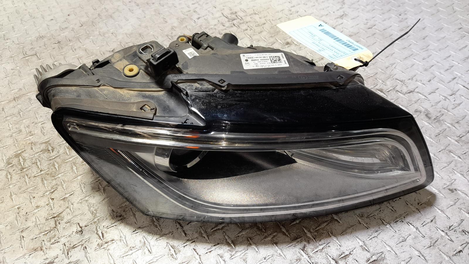 View Auto part Right Headlamp Audi Q5 2016