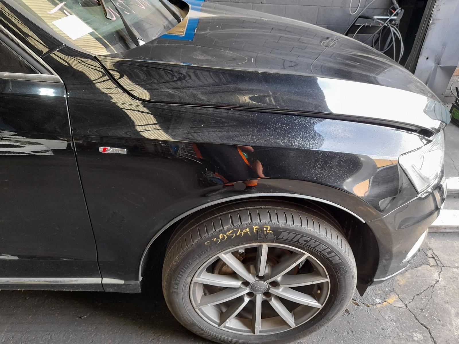 View Auto part Right Guard Audi Q5 2016