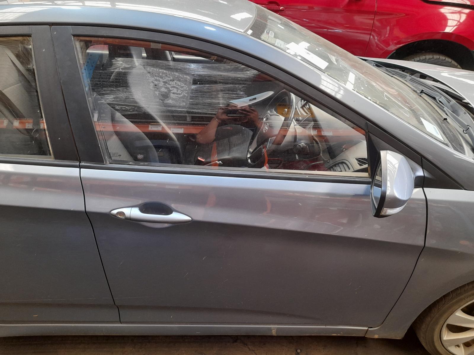 View Auto part Right Front Door Hyundai Accent 2019