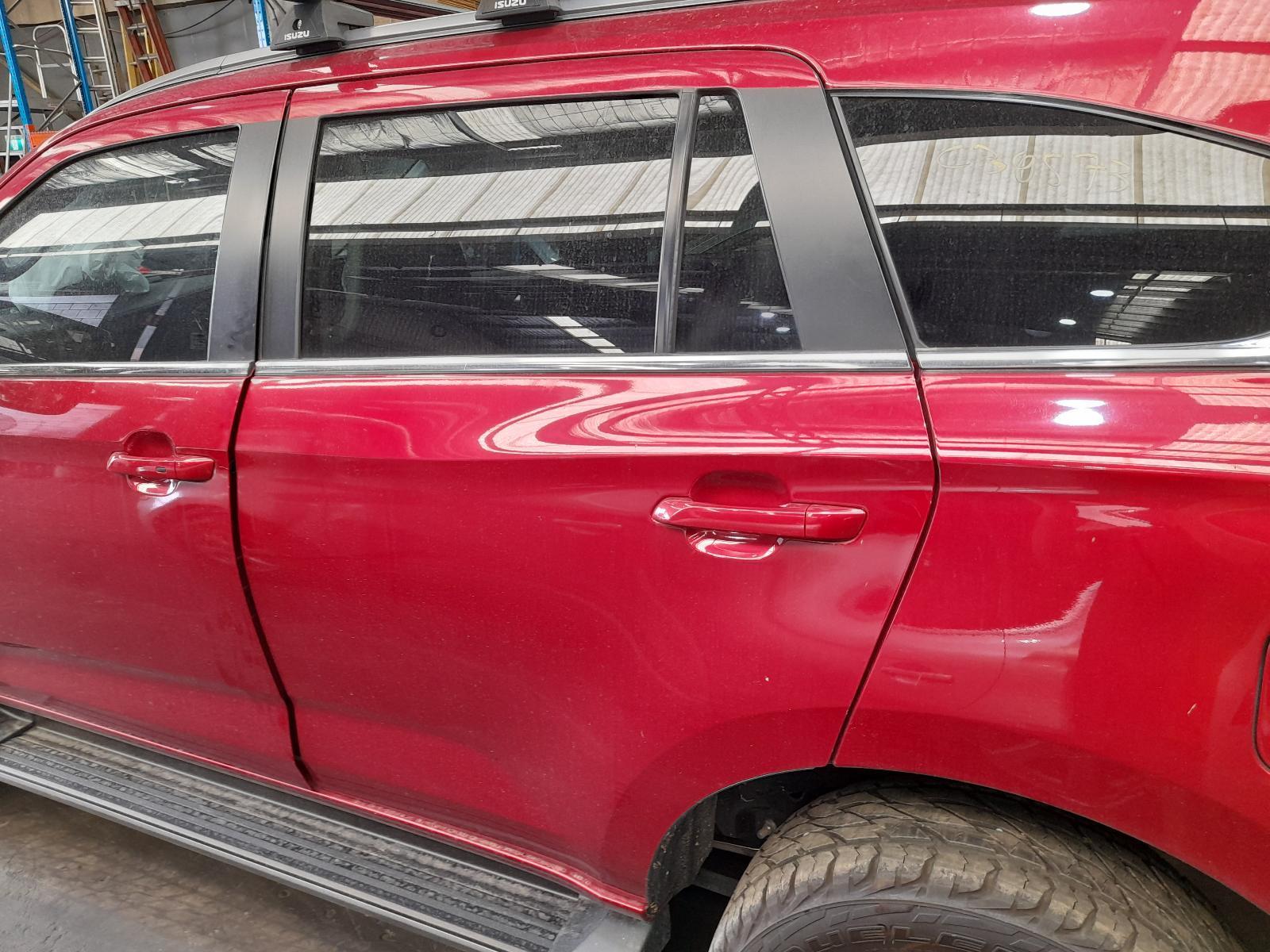 View Auto part Left Rear Door/Sliding Isuzu Mu-x 2021