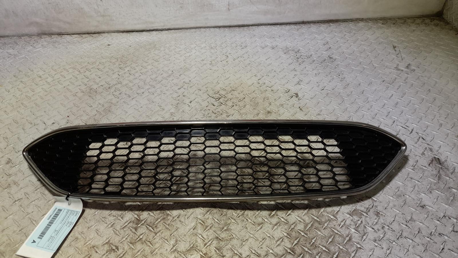 View Auto part Grille Ford Focus 2017
