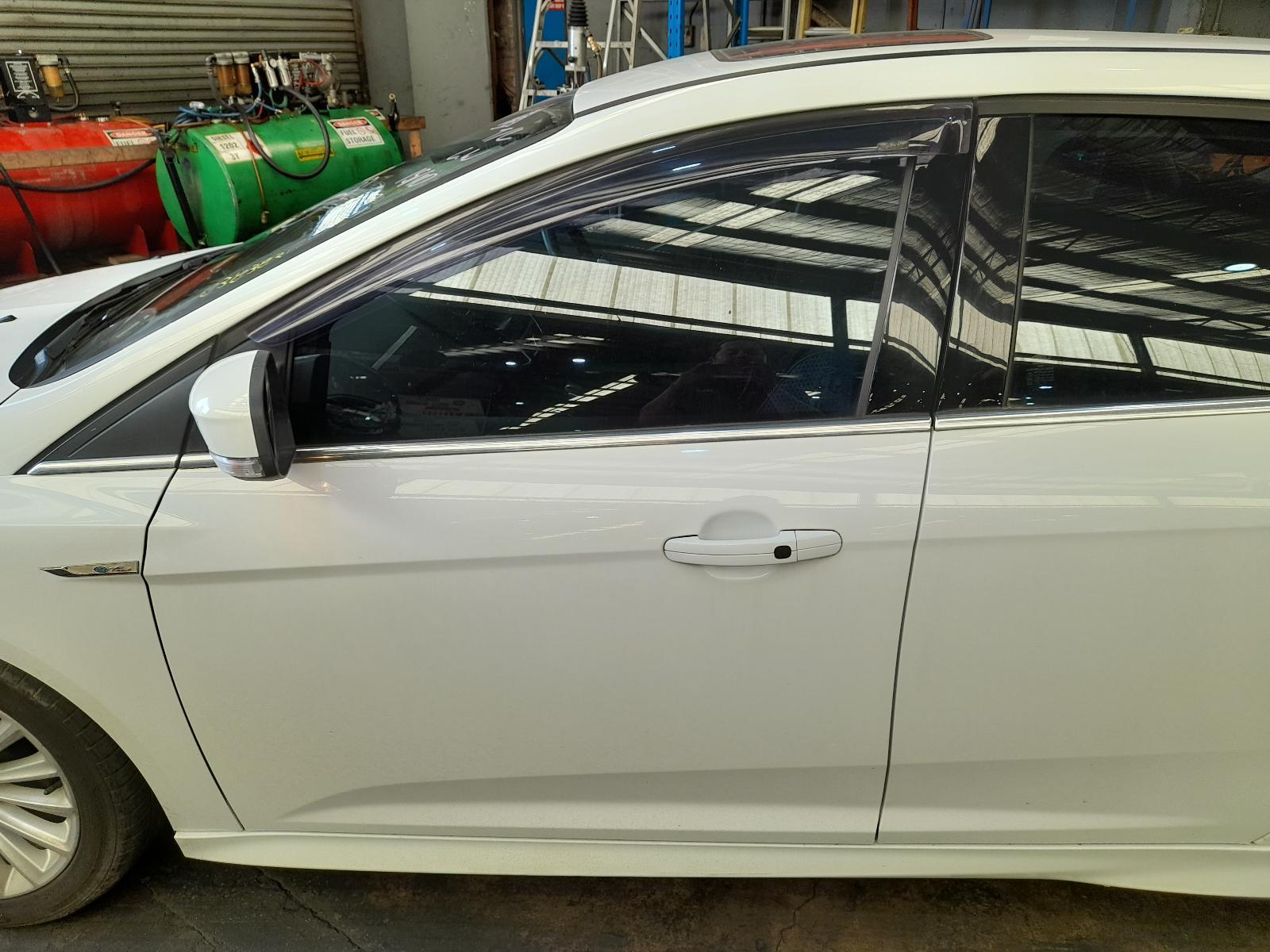 View Auto part Left Front Door Ford Focus 2017