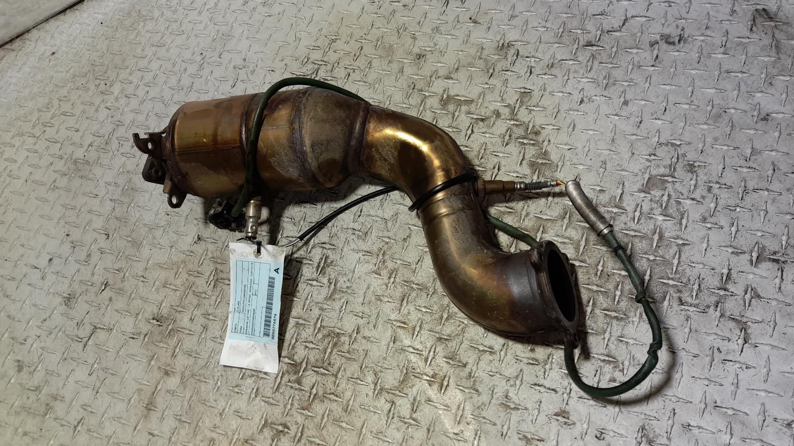 View Auto part Catalytic Converter Mercedes C Class 2012