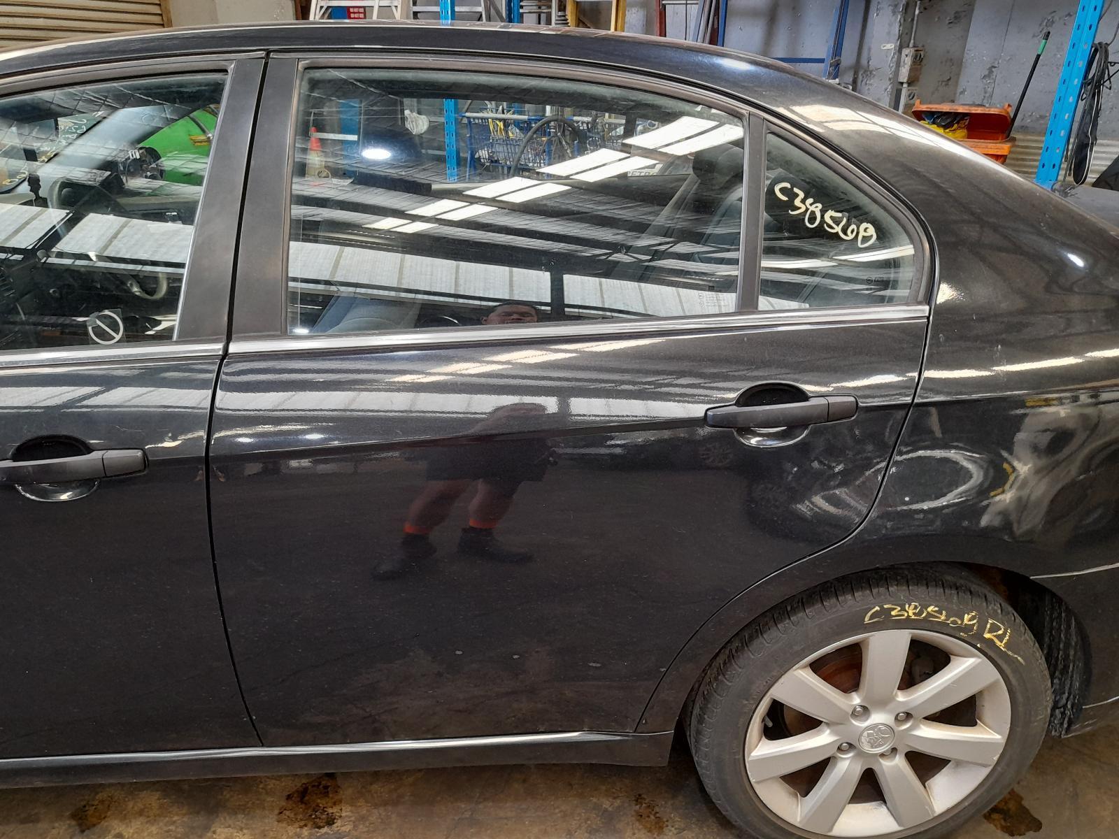 View Auto part Left Rear Door/Sliding Holden Epica 2010