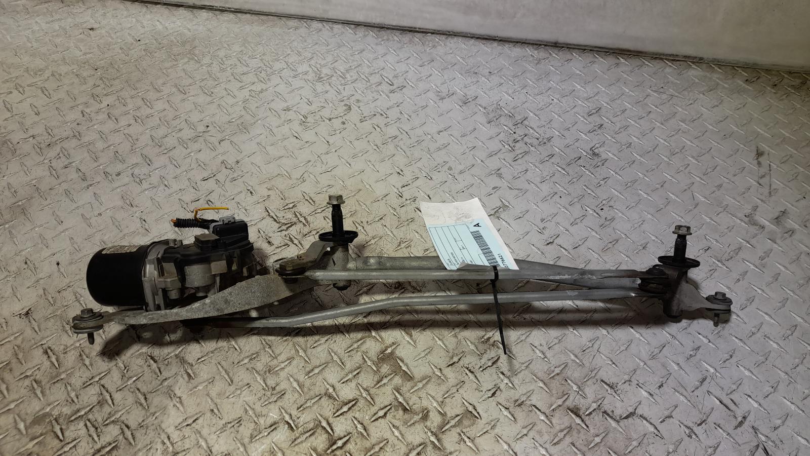 View Auto part Wiper Motor Nissan Dualis 2011