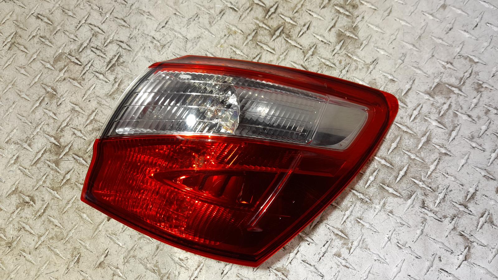 View Auto part Right Taillight Nissan Dualis 2011