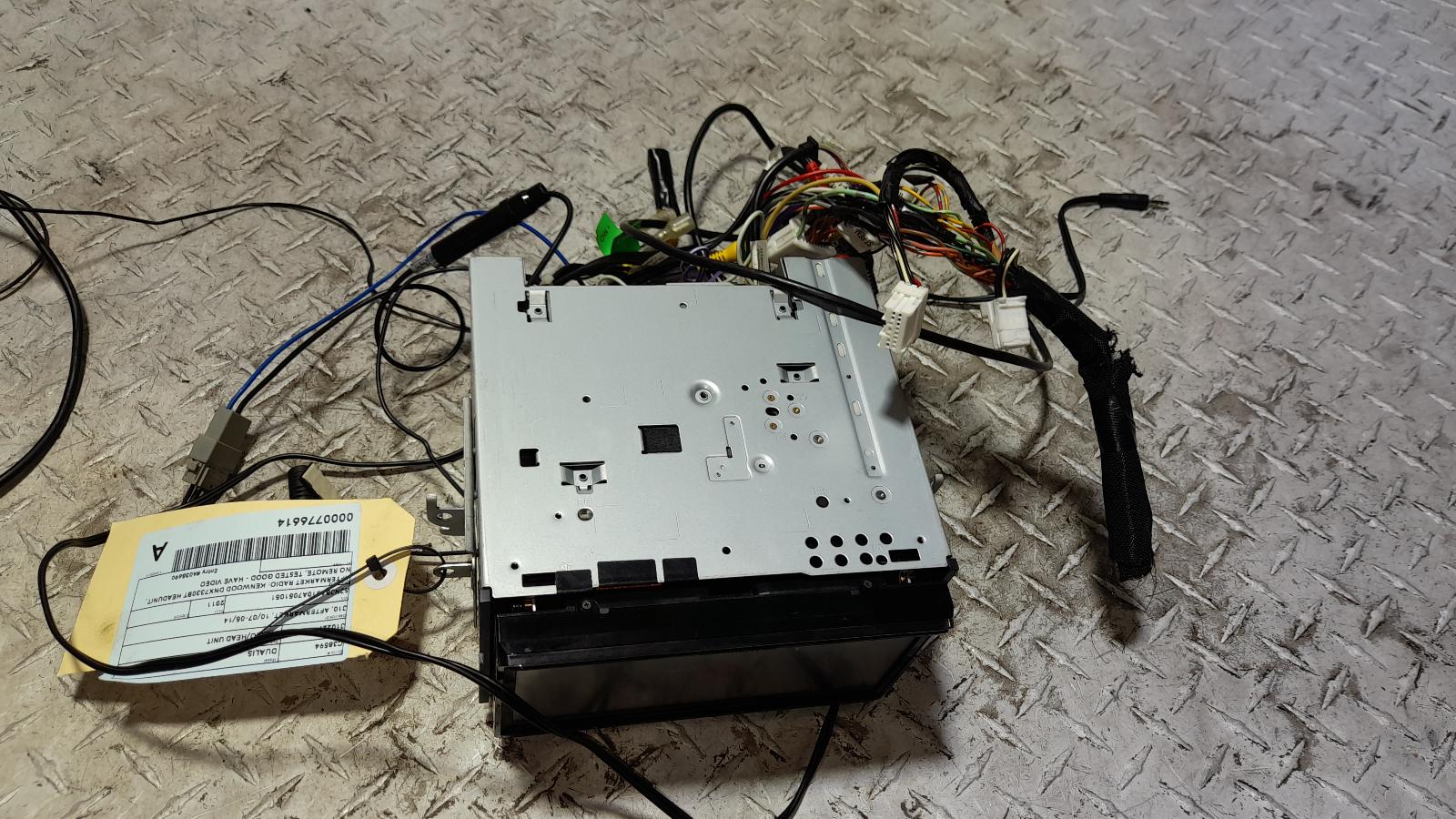 View Auto part Radio/Cd/Dvd/Sat/Tv Nissan Dualis 2011